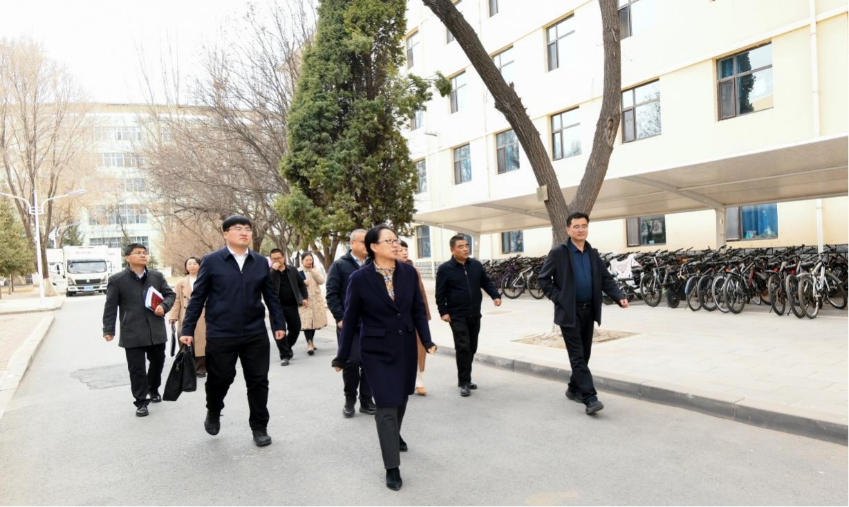 94a5b368a8a645a3b925cb14fe2f68a4.jpg 94a5b368a8a645a3b925cb14fe2f68a4.jpg